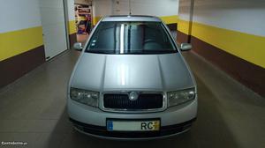 Skoda Fabia 1.4 Janeiro/01 - à venda - Ligeiros