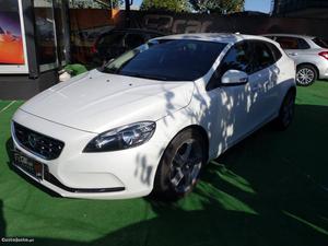 Volvo V40 ECO KINETIC Maio/13 - à venda - Ligeiros