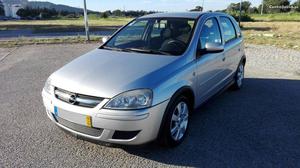 Opel Corsa 1.3 CDTI- Automático Fevereiro/06 - à venda -