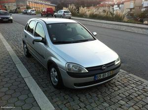 Opel Corsa v/c/novo Dezembro/01 - à venda - Ligeiros