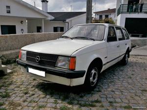 Opel Kadett 1.3S Caravan Novembro/83 - à venda - Ligeiros