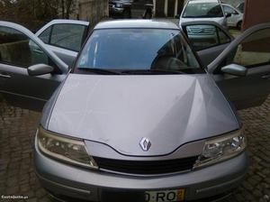 Renault Laguna laguna v Maio/01 - à venda - Ligeiros