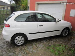 Seat Ibiza muito bom estado Outubro/02 - à venda - Ligeiros