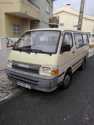 Toyota HiAce 9 lugares h15 Julho/92 - à venda - Ligeiros