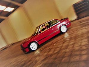 BMW 325 e30orig kl Janeiro/86 - à venda - Ligeiros