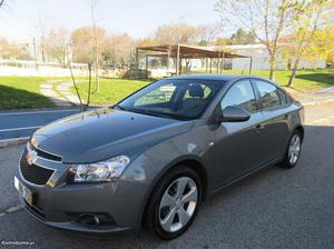 Chevrolet Cruze 1.6 LS Dezembro/09 - à venda - Ligeiros