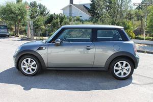 MINI One D 1.6 Diesel 90cv Março/10 - à venda - Ligeiros