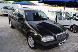 Mercedes-Benz C 220 Classic / W202 Junho/96 - à venda -