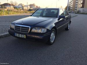 Mercedes c200 d aceito retoma Junho/93 - à venda - Ligeiros