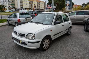 Nissan Micra 1.0 GX 16V Maio/00 - à venda - Ligeiros