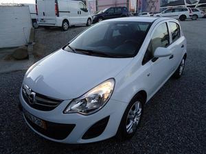 Opel Corsa 1.3CDTI 4 LUGARES Dezembro/12 - à venda -