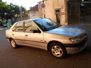 Peugeot 306 Junho/98 - à venda - Ligeiros Passageiros,