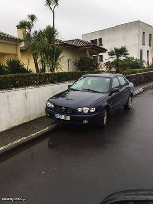 Toyota Corolla 1.4vvti sol Dezembro/01 - à venda - Ligeiros