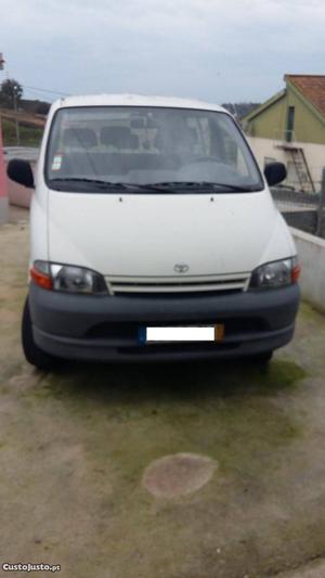 Toyota HiAce Dezembro/97 - à venda - Comerciais / Van,