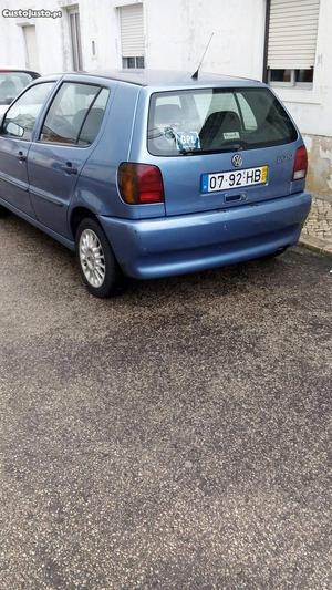 VW Polo 20EUR faz 400 km Julho/96 - à venda - Ligeiros