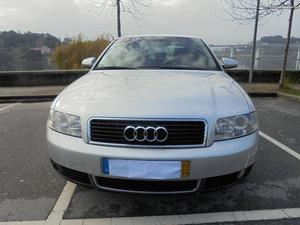 Audi A4 1.8 Turbo Setembro/02 - à venda - Ligeiros