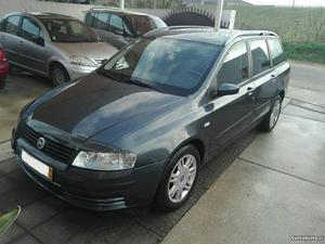 Fiat Stilo  Km Fevereiro/03 - à venda - Ligeiros