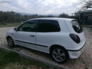 Fiat bravo jtd 105gt Julho/00 - à venda - Comerciais / Van,