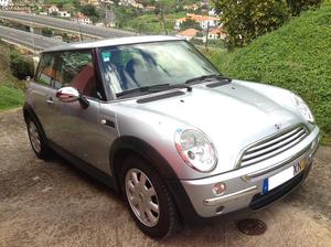 MINI One D 1.4 d4d 75cv Junho/04 - à venda - Ligeiros