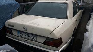 Mercedes E250d sem motor, com documentos em dia Dezembro/89
