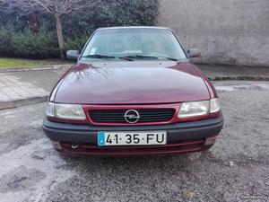 Opel Astra GLS 1.4i (Barato) Outubro/95 - à venda -