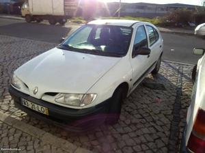 Renault Mégane 1.4 rt Julho/97 - à venda - Ligeiros