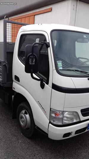 Toyota Dyna tribascolante Fevereiro/08 - à venda -