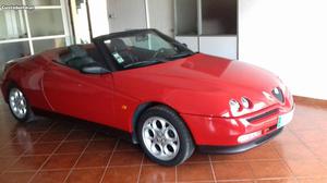 Alfa Romeo Spider 2.0 Twin Spark 16V Janeiro/96 - à venda -