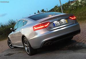 Audi A5 2.0 TDI 177cv S-LINE  FULL EXTRAS Setembro/12 -