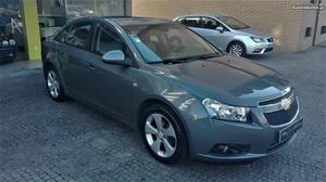 Chevrolet Cruze 1.6LS 113cv Nacional Abril/10 - à venda -