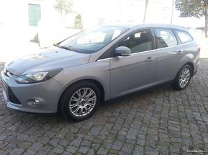 Ford Focus sw 1.6 tdci 115CV Dezembro/11 - à venda -