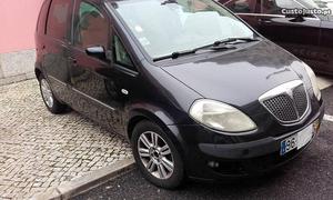 Lancia Musa 1.3 JTD 16V Platino Janeiro/06 - à venda -