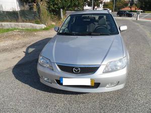 Mazda 323 F A.C. Março/01 - à venda - Ligeiros