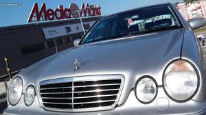 Mercedes-Benz E 270 Viatura de Oficcina Julho/00 - à venda