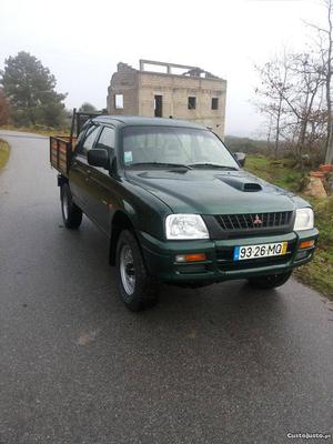 Mitsubishi L Janeiro/99 - à venda - Pick-up/