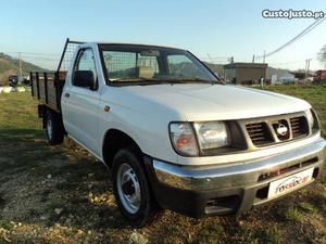 Nissan Pick Up CS 2.5 4X2 3Lug. Janeiro/02 - à venda -