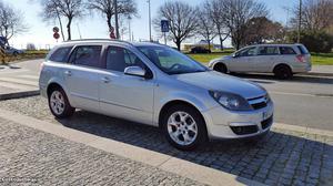 Opel Astra 1.6 SW Automatica Junho/05 - à venda - Ligeiros
