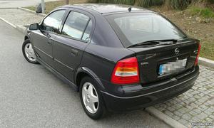 Opel Astra Club 1.4 ipo até  irrepreensível Janeiro/99