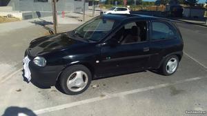 Opel Corsa izuzo Novembro/95 - à venda - Ligeiros