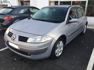 Renault Mégane 1.5dci 5 portas Fevereiro/04 - à venda -