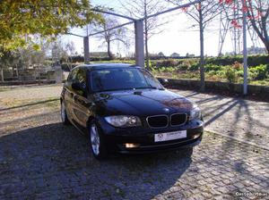 BMW 116 d 5 portas Março/11 - à venda - Ligeiros