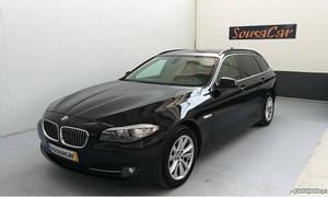 BMW 520 d Touring Junho/11 - à venda - Ligeiros