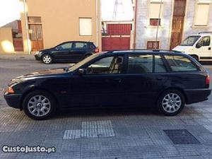 BMW  i Touring Julho/97 - à venda - Ligeiros