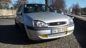 Ford Fiesta 1.8td boss Fevereiro/00 - à venda - Comerciais