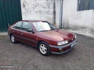 Nissan Primera 1.6i  Julho/93 - à venda - Ligeiros