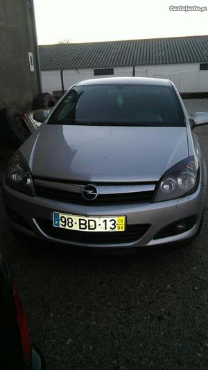 Opel Astra GTC cv Janeiro/06 - à venda - Ligeiros