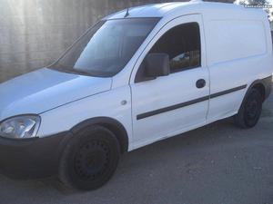 Opel Combo  Fibrada Janeiro/06 - à venda - Ligeiros