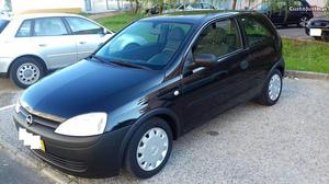 Opel Corsa 1.7 DI VAN Janeiro/02 - à venda - Comerciais /