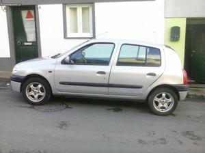 Renault Clio Troco Junho/00 - à venda - Ligeiros