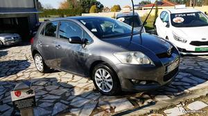 Toyota Auris 1.4D4d Automatico Junho/07 - à venda -